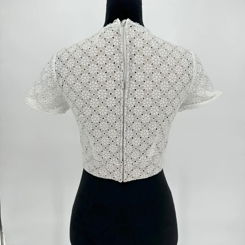 MICHAEL MICHAEL KORS Geo Eyelet Cropped Short Sleeve Top White Size 0‎ XS $155